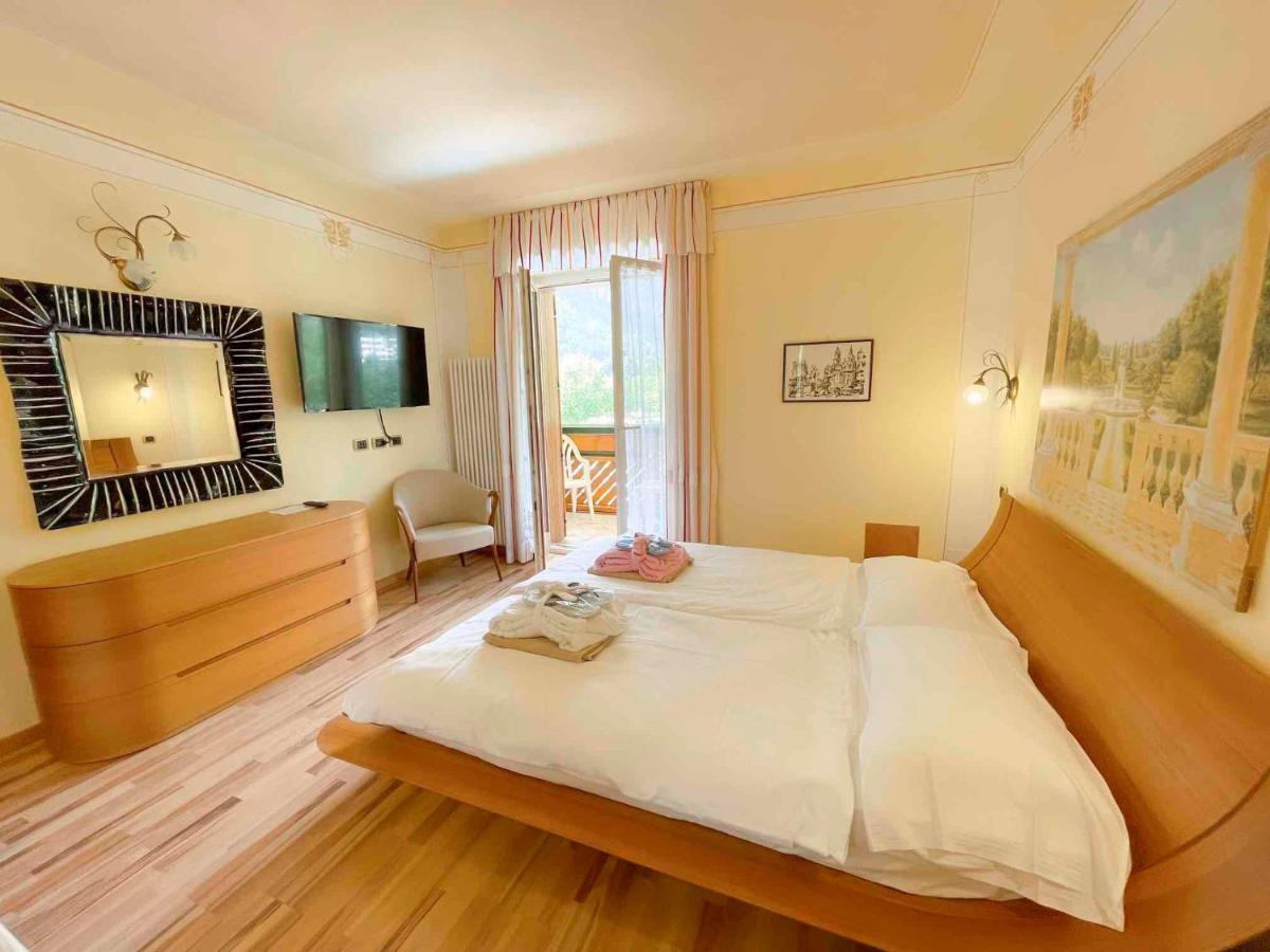 Alledolomiti Boutique Lake Hotel - Adults Friendly Molveno Kültér fotó