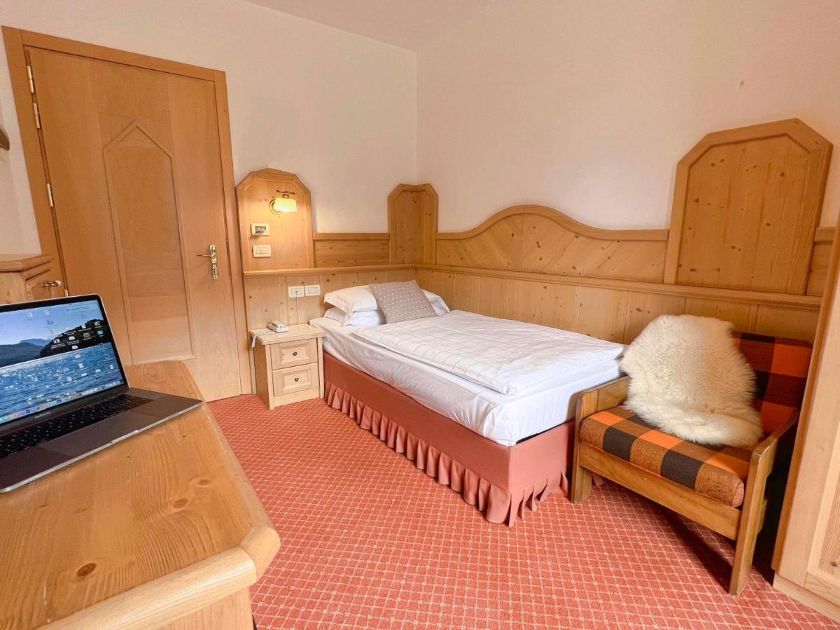 Alledolomiti Boutique Lake Hotel - Adults Friendly Molveno Kültér fotó