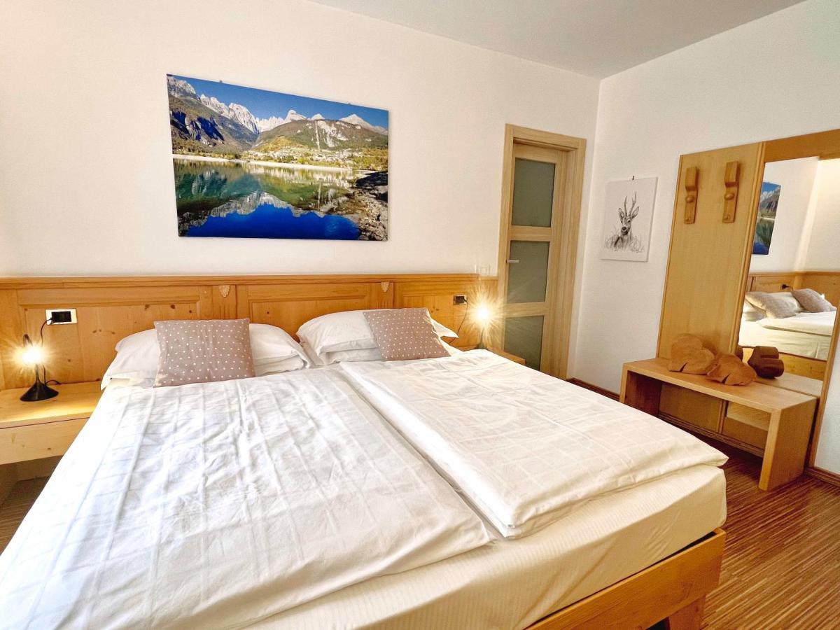 Alledolomiti Boutique Lake Hotel - Adults Friendly Molveno Kültér fotó