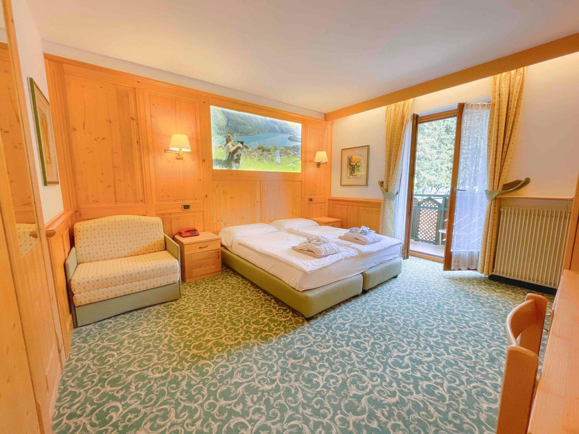 Alledolomiti Boutique Lake Hotel - Adults Friendly Molveno Kültér fotó