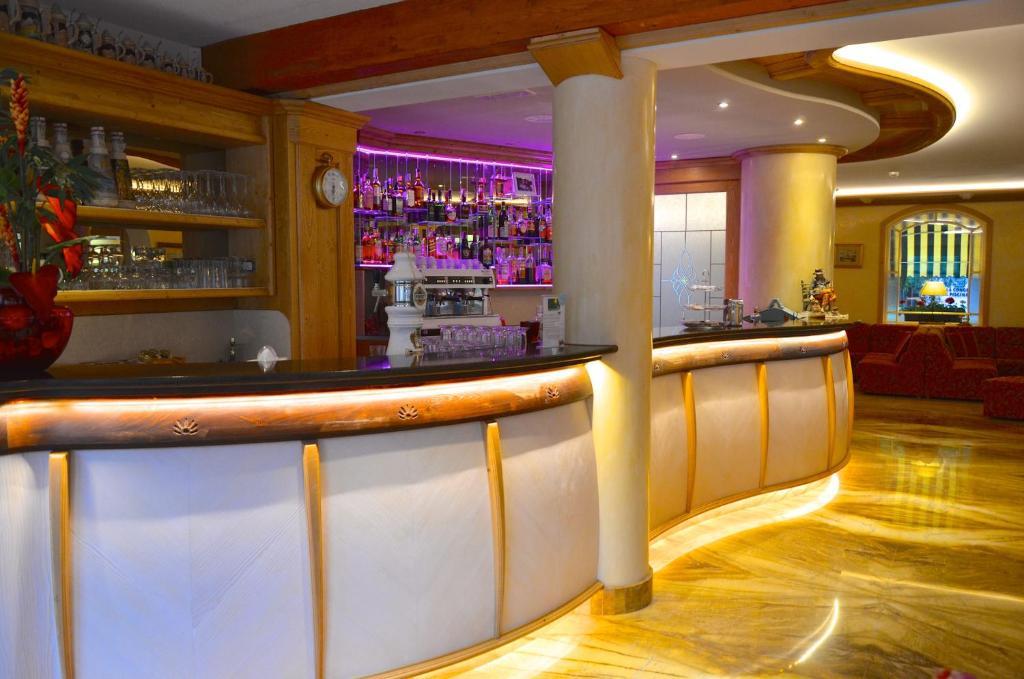 Alledolomiti Boutique Lake Hotel - Adults Friendly Molveno Kültér fotó